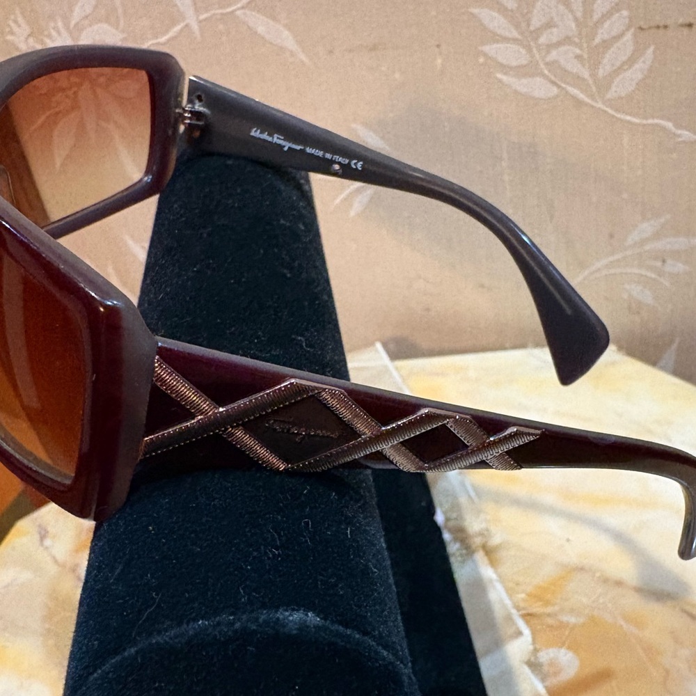 Salvatore Ferragamo Brown Rectangular Acetate 207… - image 2